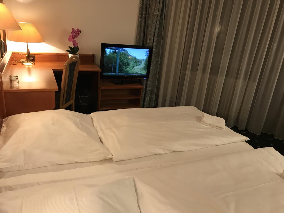 Karaman Group Hotel Bad Nenndorf Luaran gambar